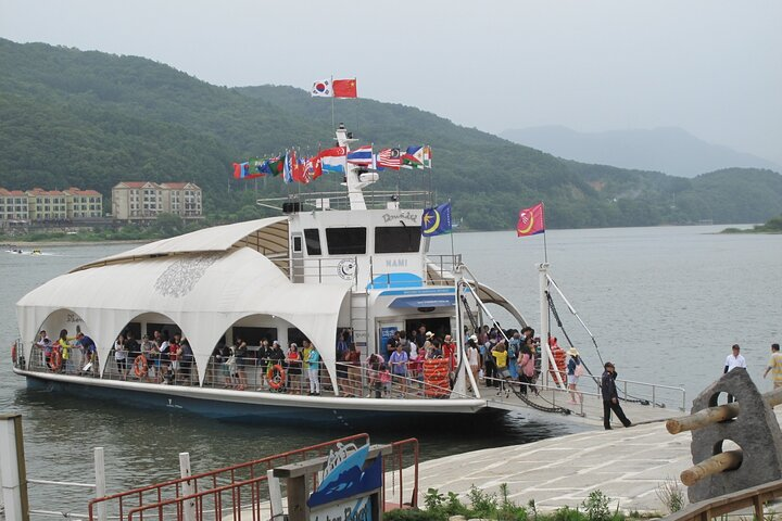 Ferry to Nami Island